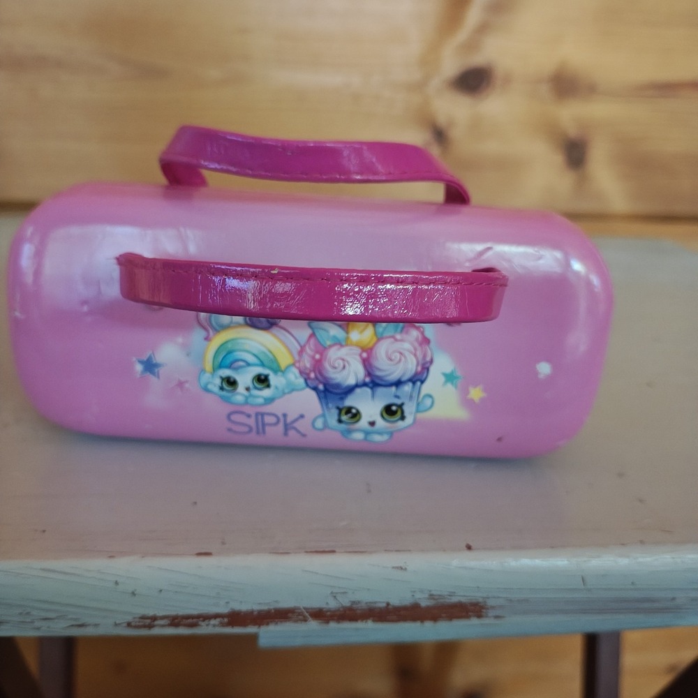 Shopkins Sunglasses and Sunglass Glasses Pink Case SIPK - Picture 2 of 4